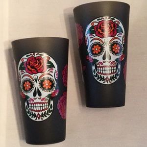 Sugar skull X-Large tumbler 2 pc set  7” in Height and hold 1 pint each